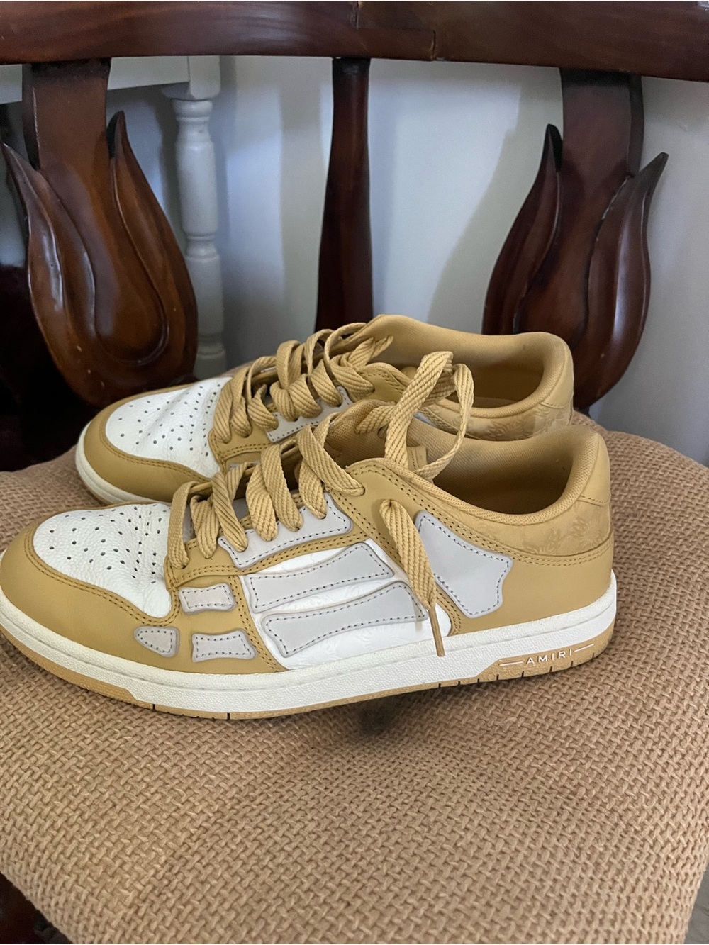 AMIRI Tan and White Low-Top Leather Sneakers